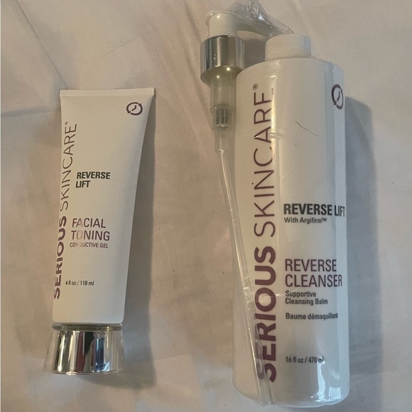 The Egg Microcurrent + Facial Toning System/ New - Picture 3 of 7